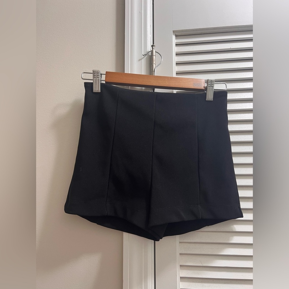 Black shorts New without tags